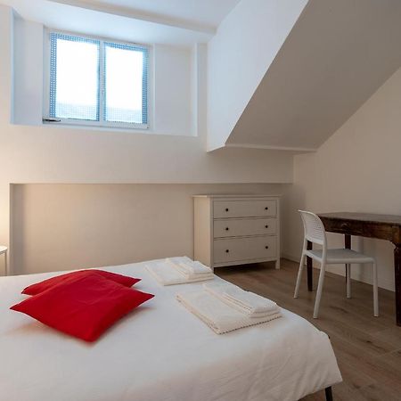 City Centre Apartment - 10 Minutes To Duomo - Free Wifi E Netflix Milán Exterior foto