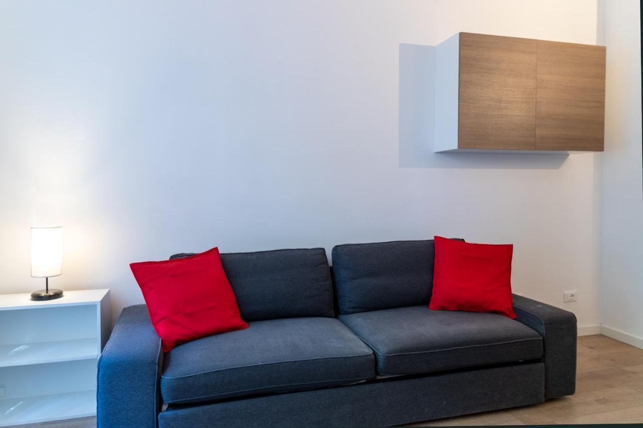 City Centre Apartment - 10 Minutes To Duomo - Free Wifi E Netflix Milán Exterior foto